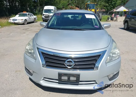 2015 Nissan Altima 2.5 S из США, поврежденный, VIN 1N4AL3AP1FN407769
